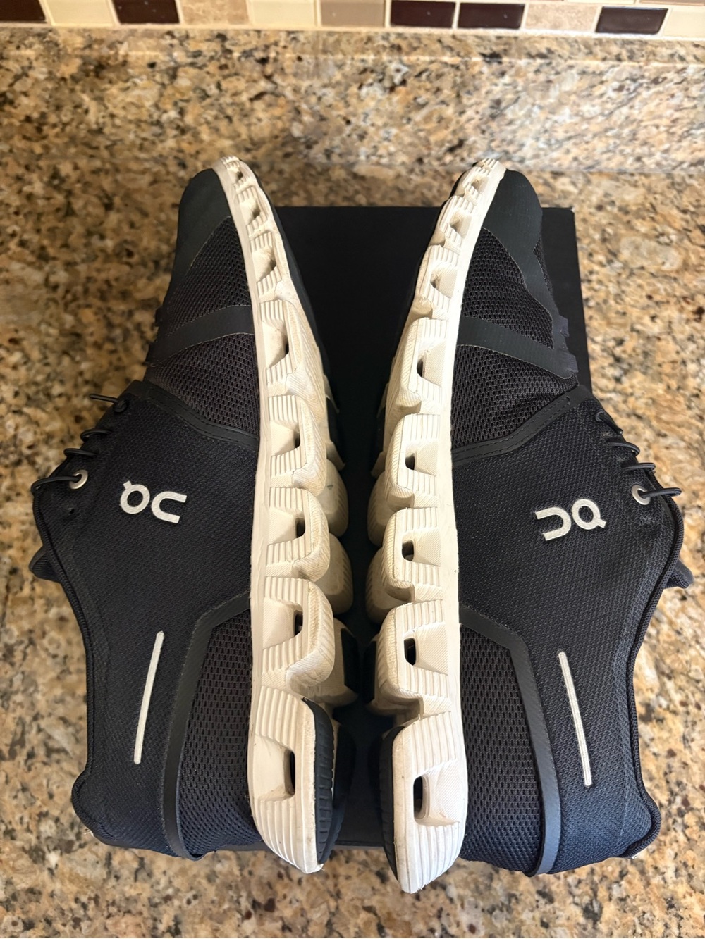 Men’s On Cloud 5 Running Shoes Black White Size 12 No Box - Picture 4 of 8